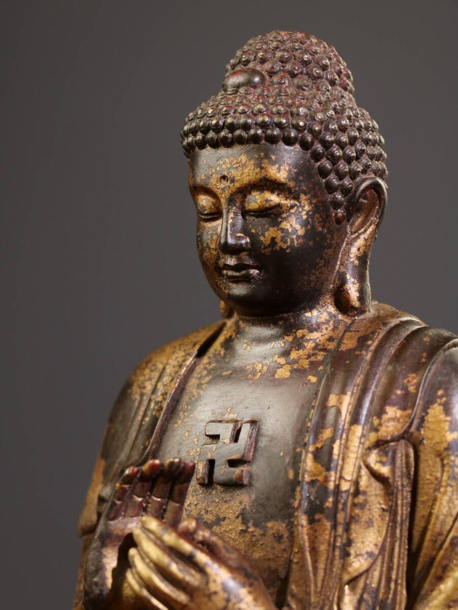 蔵友旧蔵出 銅製 泥金 朱砂 釋迦牟尼像 密宗密教 供養品 仏教 蔵友旧蔵出 銅製 泥金 朱砂 釋迦牟尼像 密宗密教 供養品 仏教