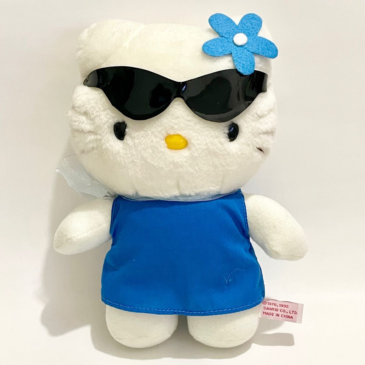 サンリオ ハローキティ サングラス ぬいぐるみ ドール 1998 景品 非売品 平成レトロ ブルー ドレス お花 リボン