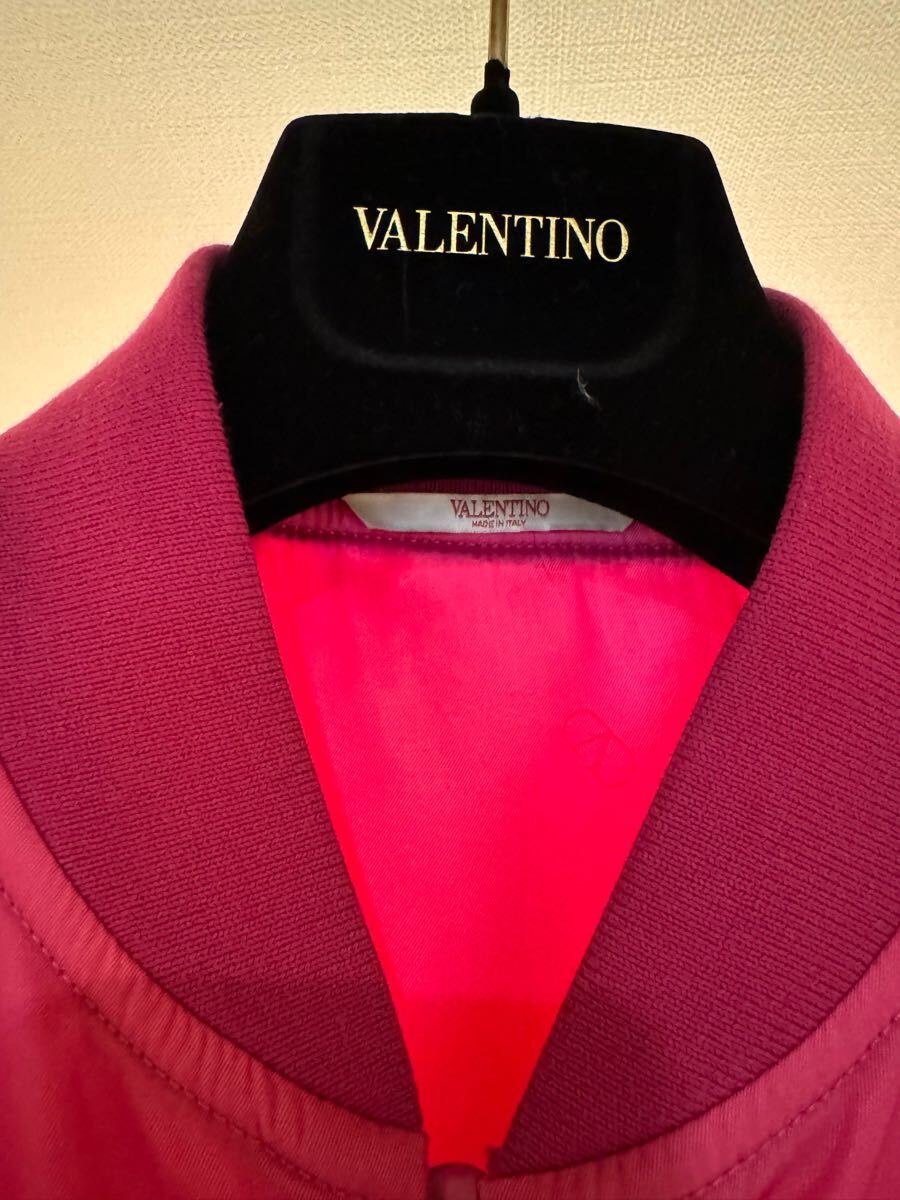 25AWトレンド 定価35万 VALENTINO ヴァレンティノ MA-1 ブルゾン 25AWトレンド 定価35万 VALENTINO ヴァレンティノ MA-1 ブルゾン