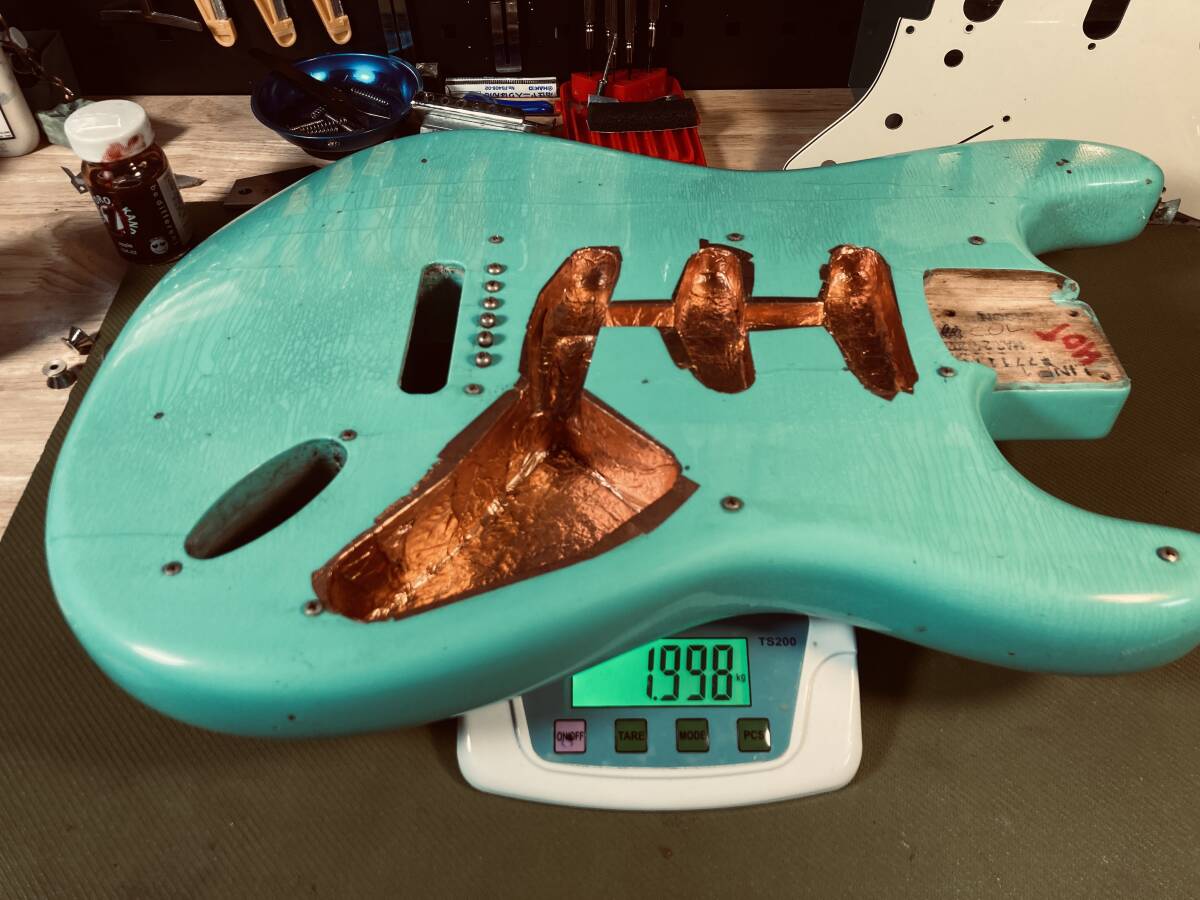 レリック加工 Fender American Vintage II Stratocaster Body レリック加工 Fender American Vintage II Stratocaster Body