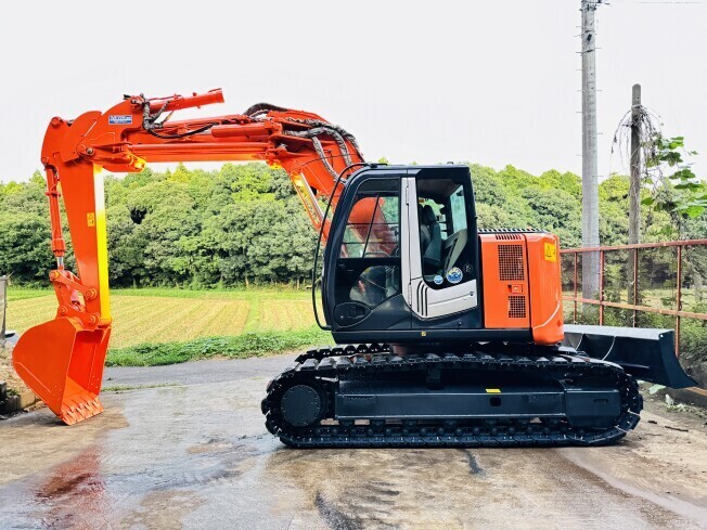 ゆん 油圧ショベル(ユンボ) 日立建機 ZX135USOS-3 2013年 3,484h M.L