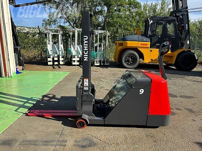 フォークリフト ニチユ FBD9-70-230T 2018年 免許不要 電動 フォークリフト ニチユ FBD9-70-230T 2018年 免許不要 電動