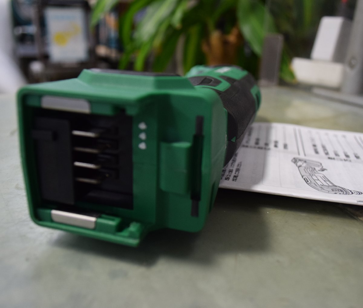 [HIKOKI] высокий ko-ki10.8V заряжающийся мульти- tool раздвижной CV12DA(NN) 10.8V заряжающийся мульти- tool раздвижной (OIS) CV12DA / корпус только / б/у 