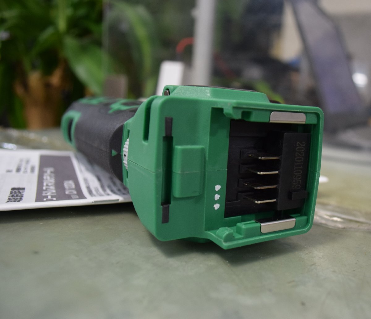 [HIKOKI] высокий ko-ki10.8V заряжающийся мульти- tool раздвижной CV12DA(NN) 10.8V заряжающийся мульти- tool раздвижной (OIS) CV12DA / корпус только / б/у 