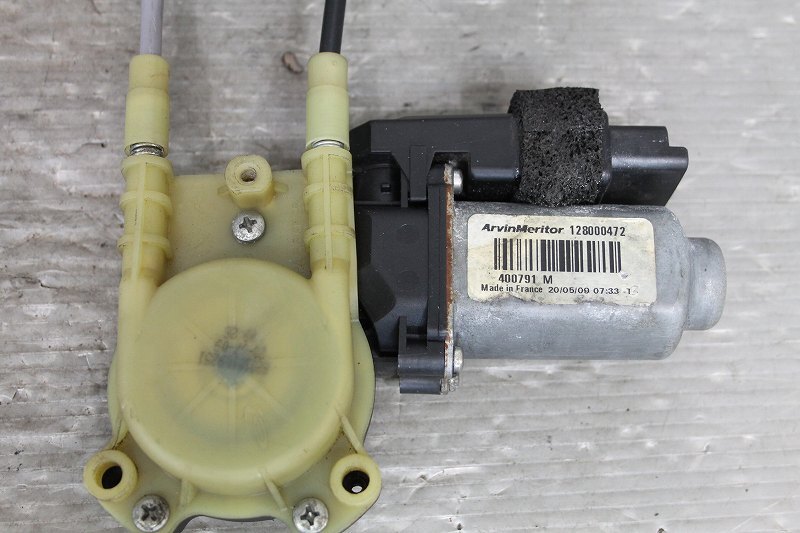 ルノー メガーヌ 2.0 右H 后期 (MF4) 純正 右 フロント パワーウィンドウ レギュレーター モーター 右前 Renault Megane p044267