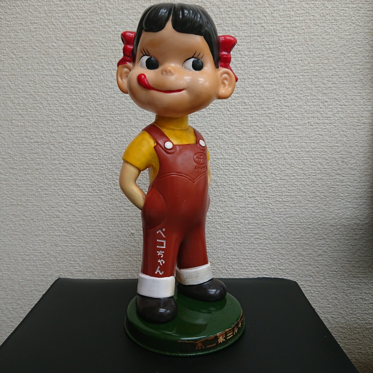 【ペコちゃん】首振り人形 高30cm 直径12cm ミルキー 不二家 ボブルヘッド