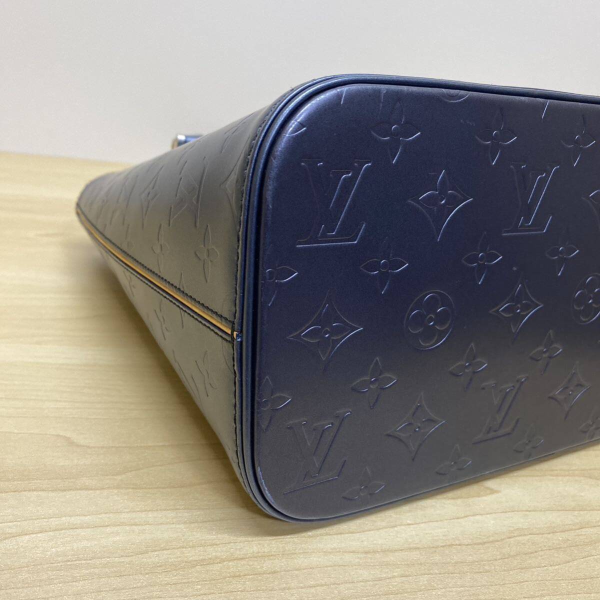 LOUIS VUITTON ルイヴィトン モノグラムマット トートバッグ LOUIS VUITTON ルイヴィトン モノグラムマット トートバッグ