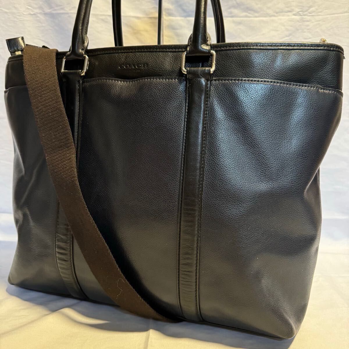 大容量/美品 コーチ COACH トートバッグ メトロポリタン 2way A4 大容量/美品 コーチ COACH トートバッグ メトロポリタン 2way A4