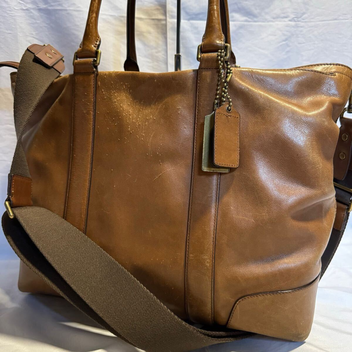 【極美品】コーチ メトロポリタン トートバッグ ビジネスバッグ レザー A4可 極美品 コーチ メトロポリタン トートバッグ ビジネス レザー A4