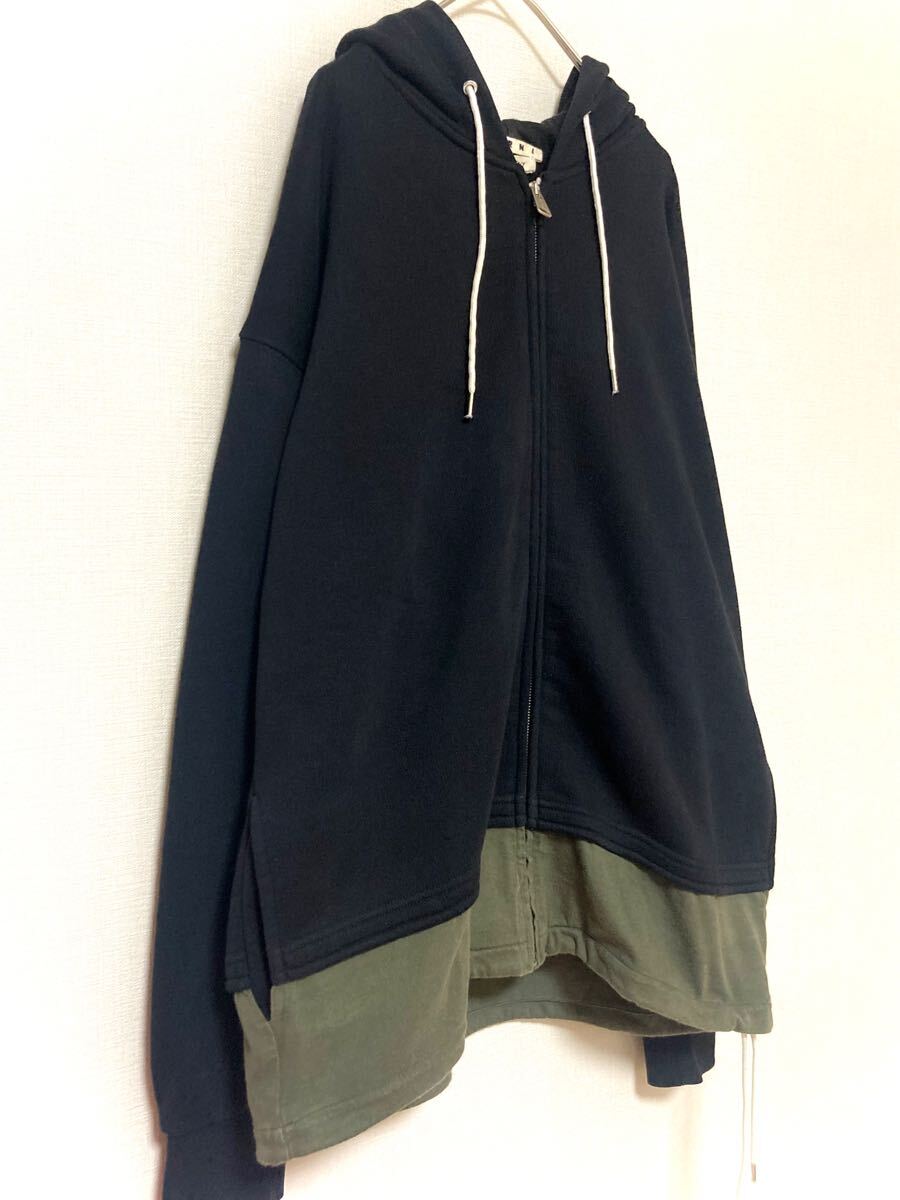 マルニ marni バックロゴ刺繍 ジップアップ パーカー バイカラー マルニ marni バックロゴ刺繍 ジップアップ パーカー バイカラー