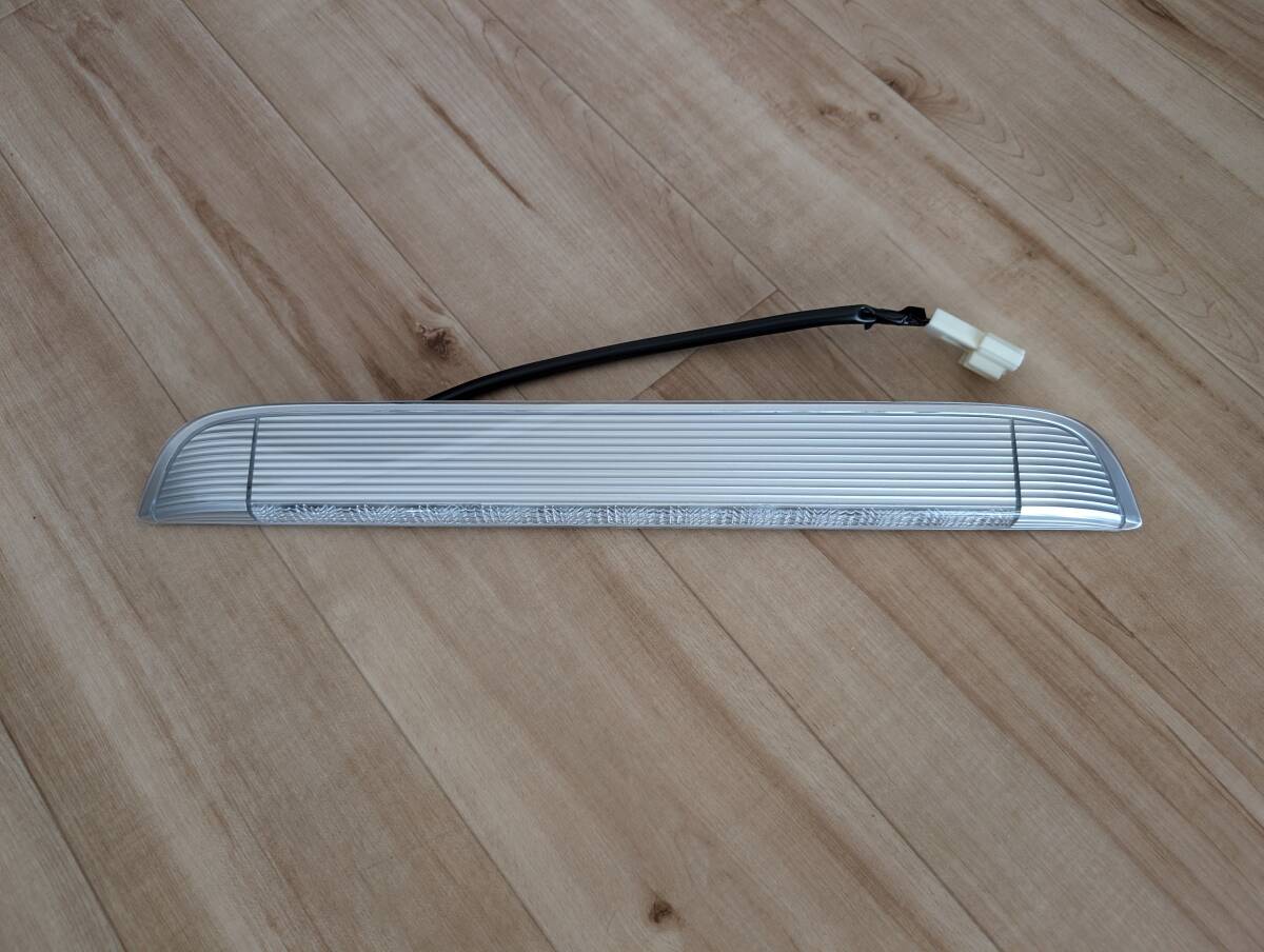 【もり】コペンL880k 純正 ハイマウントストップランプ ダイハツ 純正 コペン 《 L880K 》 ハイマウントストップランプ