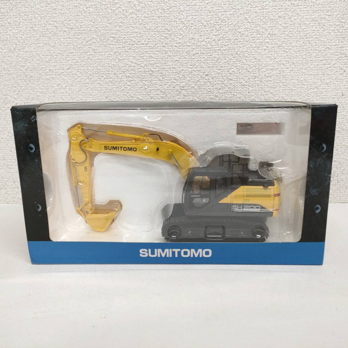 Yahoo!オークション - SUMITOMO ショベルカー SH200-7 1/50 Yahoo!オークション - SUMITOMO ショベルカー SH200-7 1/50