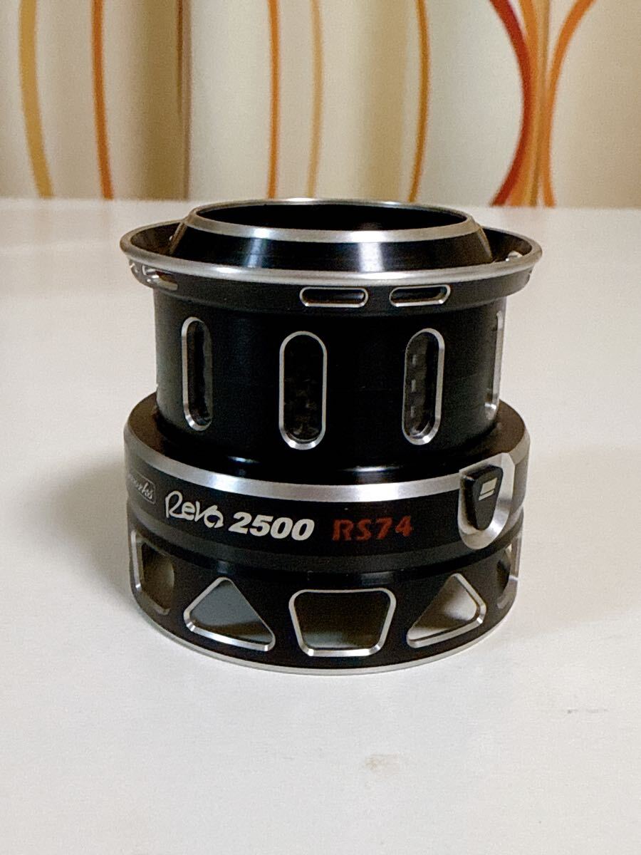 美品 アブガルシア Revo レボ 2500 RS74 SP KIT スプールキット 美品 アブガルシア Revo レボ 2500 RS74 SP KIT スプールキット