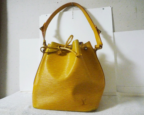 ルイ?ヴィトン　LOUIS VUITTON　プチノエ　エピ　レザー　黃色　巾著型　肩掛けショルダーバッグ　レディース