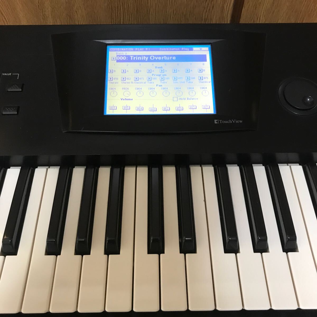 KORG trinity ブラック コルグ シンセサイザー キーボード KORG trinity ブラック コルグ シンセサイザー キーボード
