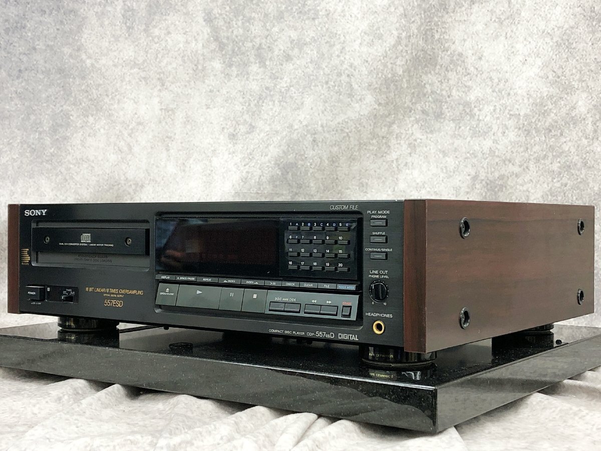Y3910 品 オーディオ機器 CDプレーヤー SONY ソニー CDP-557ESD Y3910 品 オーディオ機器 CDプレーヤー SONY ソニー CDP-557ESD