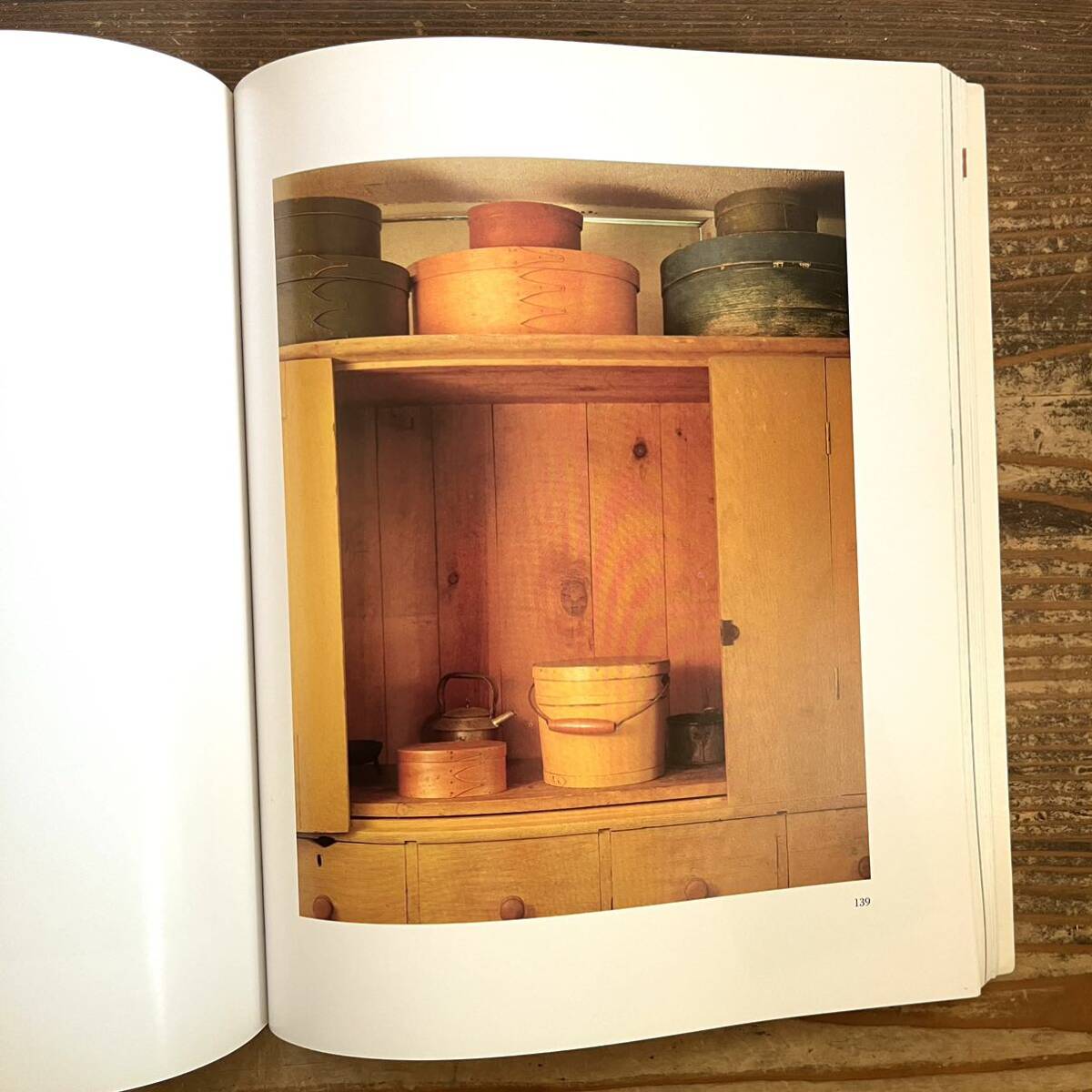 SHAKER 本 LIFE, WORK, AND ART シェーカー 写真集 書籍 JUNE SHAKER 本 LIFE, WORK, AND ART シェーカー 写真集 書籍 JUNE
