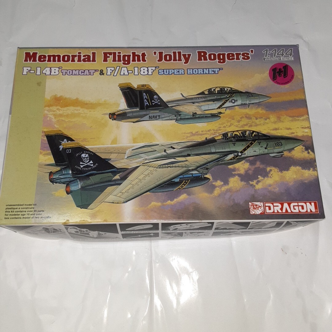 1/144 Jolly Rogers F-14B TOMCAT&F/A-18F SUPER HORNET DRAGON 1/144 Jolly Rogers F-14B TOMCAT&F/A-18F SUPER HORNET DRAGON