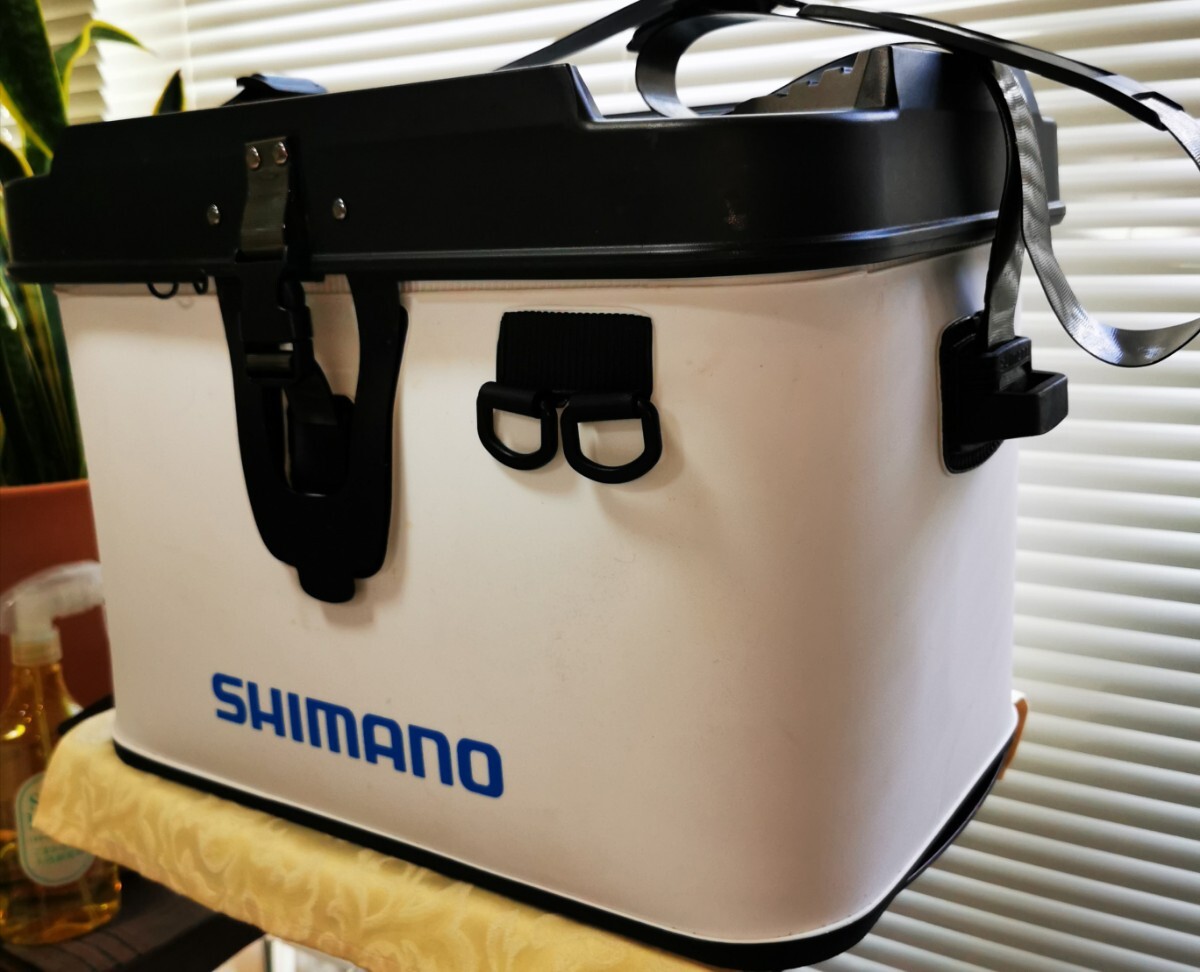 ★中古美品★シマノ タックルボートバッグ 27L (EVAバッグ)★魚などのニオイはしません★外寸(cm)45×30×32★小物はおまけです★