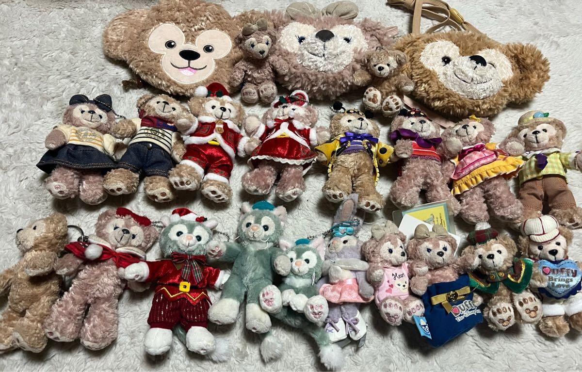 ダッフィー　ぬいぐるみ　18個　まとめ売り　大量　海外　ディズニー　ステラ・ルー ダッフィーぬいぐるみ18個まとめ売り大量海外ディズニーステラ・ルー