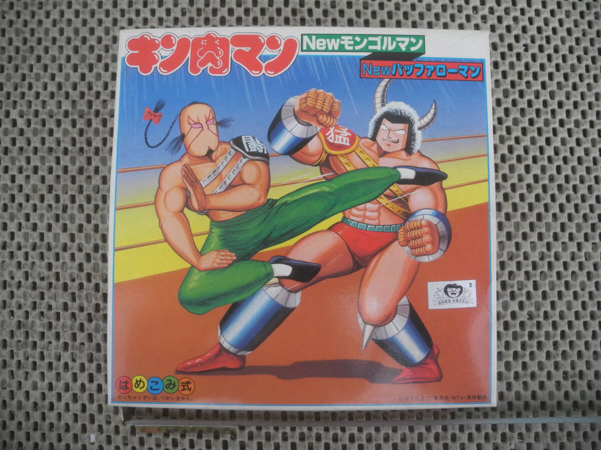 【新品未開封】キン肉マン / 組みかえ超人セット14 / NEWモンゴルマン VS NEWバッファローマン BADAI バンダイ