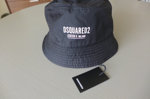 即決 送料無(wú)料 美品 イタリア制 正規(guī)品 ディースクエアード バケットハット リサイクルナイロン ロゴ サイズL 帽子 キャップ