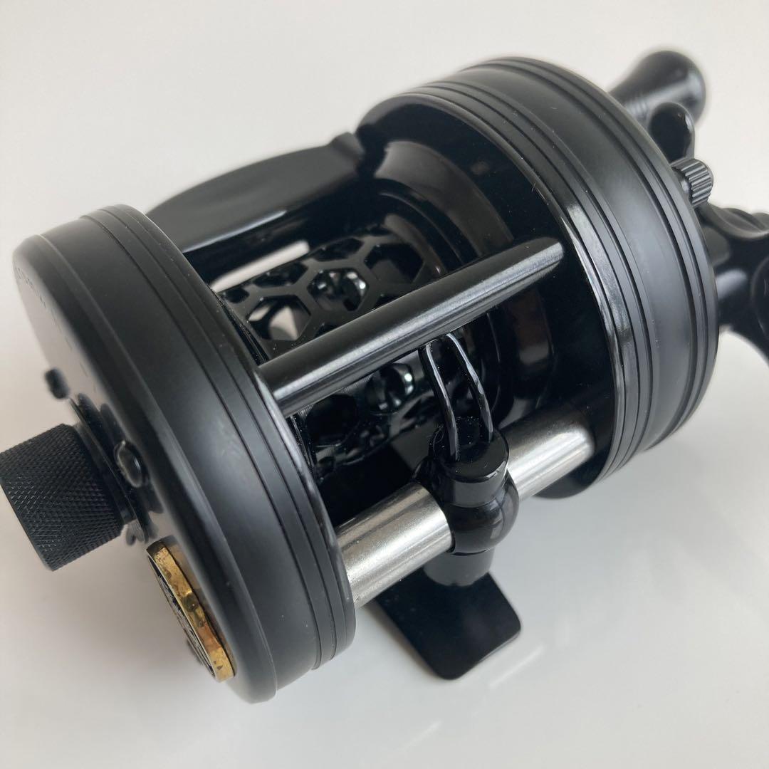新品】渓流ベイトリール 丸型リール トラウト用 ブラック 黒 新品】渓流ベイトリール 丸型リール トラウト用 ブラック 黒