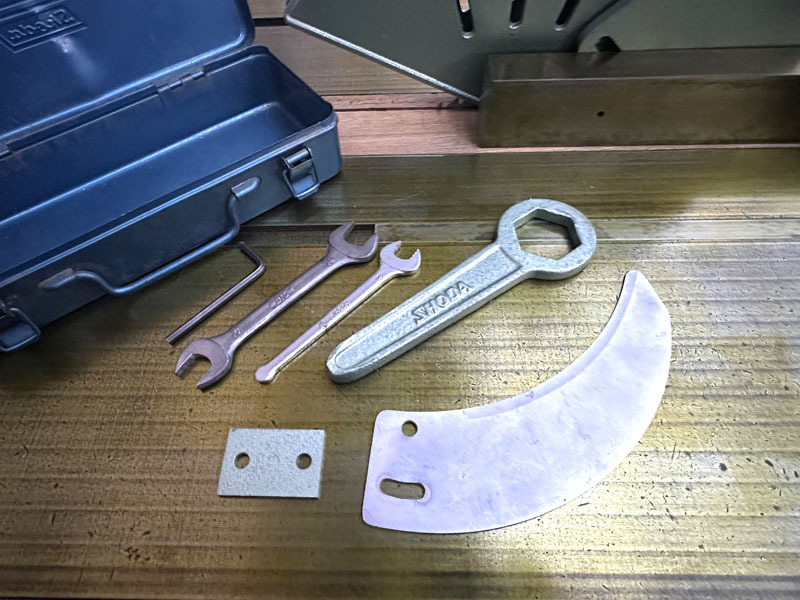 中古木工機械 庄田鉄工 昇降盤 HS-121 家具製作 木工切断 中古木工機械 庄田鉄工 昇降盤 HS-121 家具製作 木工切断