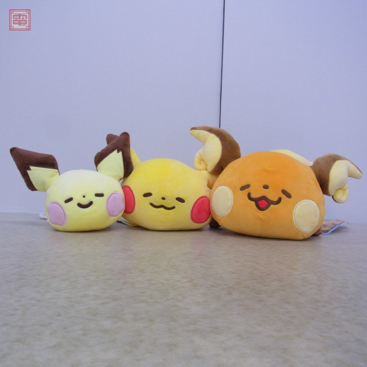 ポケモン ぬいぐるみ ピカチュウ ライチュウ ピチュー 日中 ポケモン ぬいぐるみ ピカチュウ ライチュウ ピチュー 日中