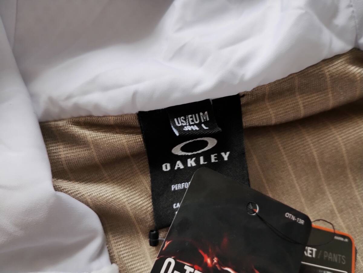 241004 新品　OAKLY　オークリー　シンプル　ジップアップ　SOLOTEX　白　L　ユニセックス_画像6