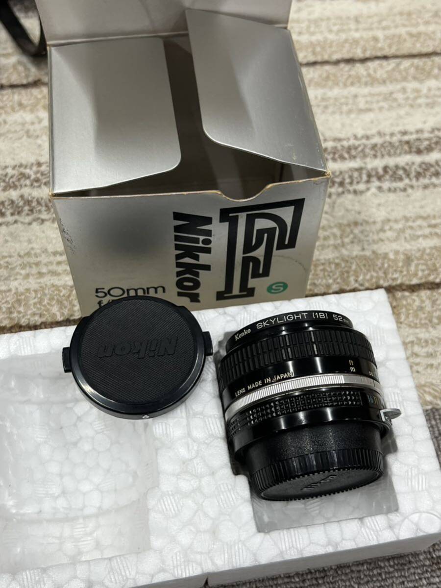 Yahoo!オークション - Nikon Ai NIKKOR 50mm F1.4 綺麗 箱付き (T26) Yahoo!オークション - Nikon Ai NIKKOR 50mm F1.4 綺麗 箱付き (T26)