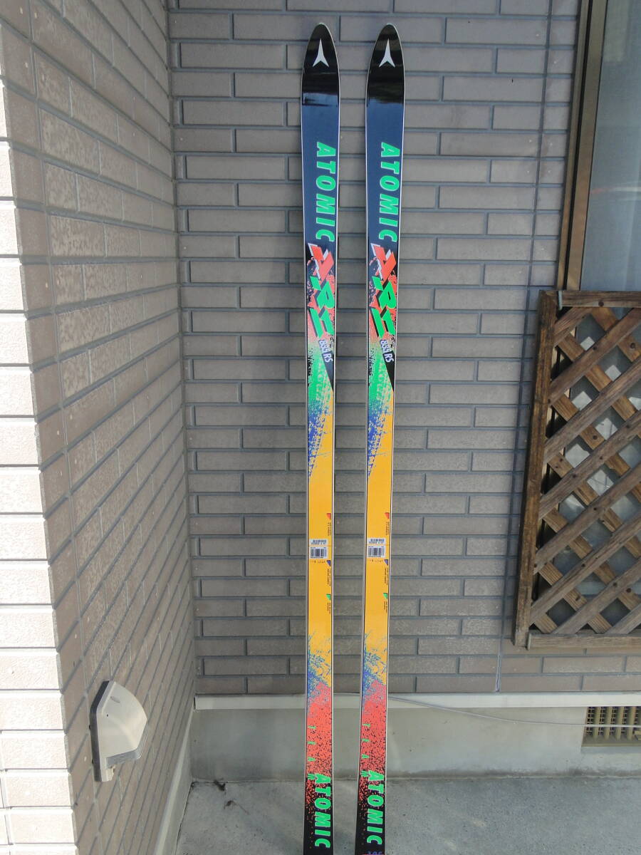 ATOMIC　８３５RS　１９５ｃｍ　新品未使用