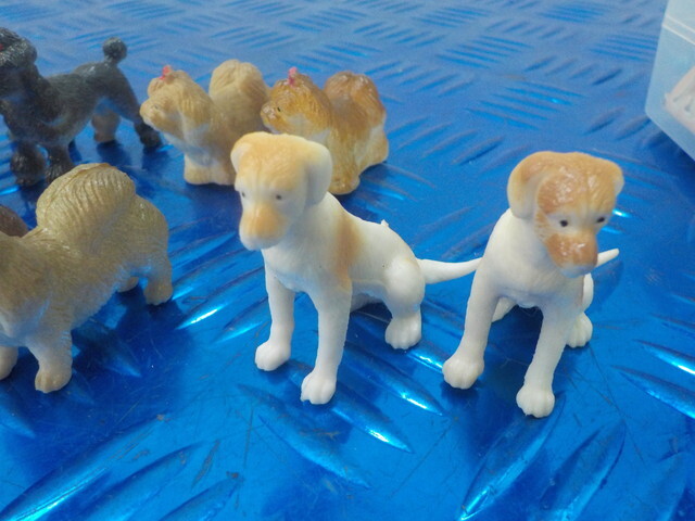 TIN●〇（２）犬　フィギュア　16匹　ミニ　わんぱくフレンドドッグ　6-10/14（か）_画像6