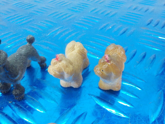 TIN●〇（２）犬　フィギュア　16匹　ミニ　わんぱくフレンドドッグ　6-10/14（か）_画像5