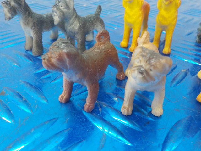 TIN●〇（２）犬　フィギュア　16匹　ミニ　わんぱくフレンドドッグ　6-10/14（か）_画像9