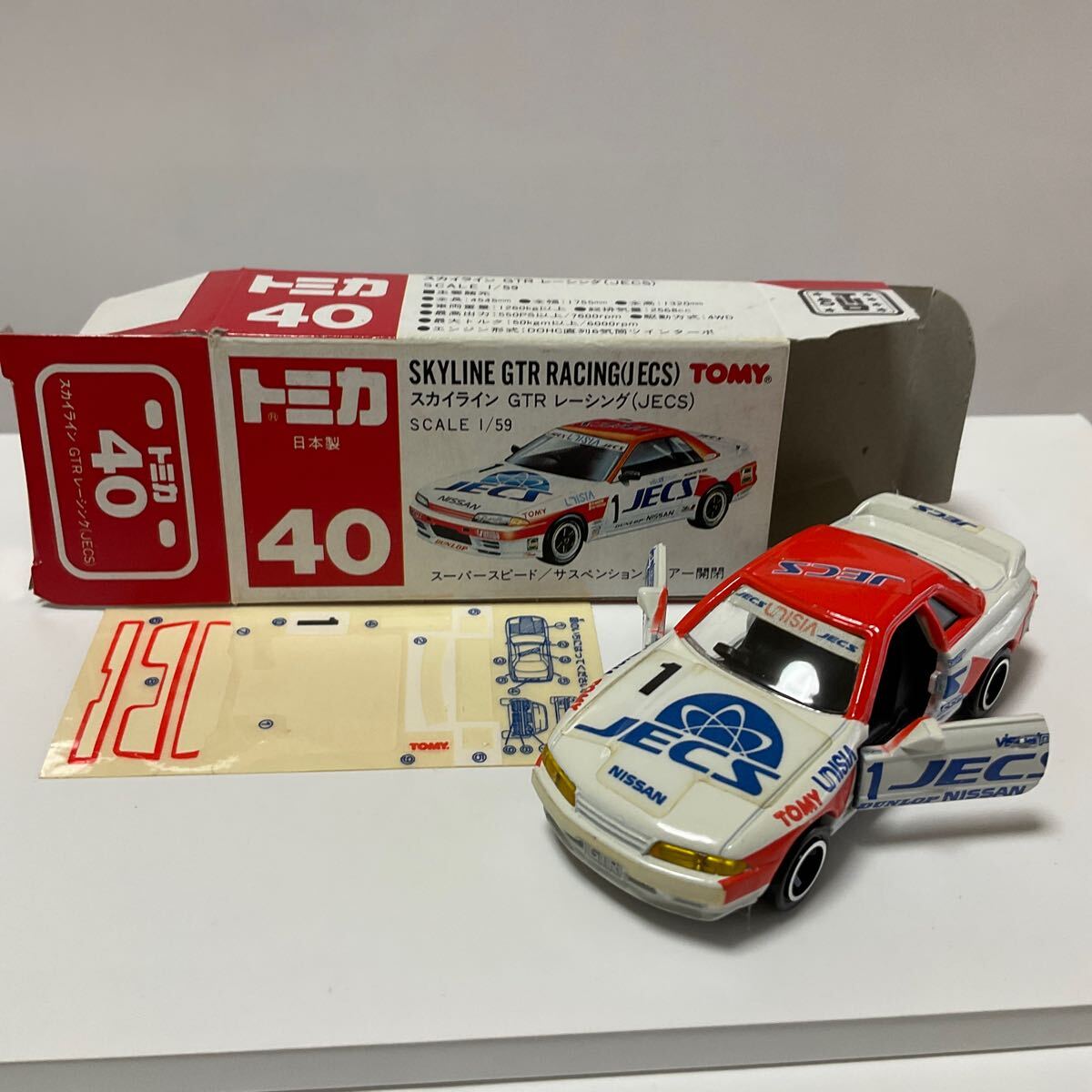 赤箱 日本製 絶版品 40 スカイラインGTRレーシング UNISIA JECS 赤箱 日本製 絶版品 40 スカイラインGTRレーシング UNISIA JECS