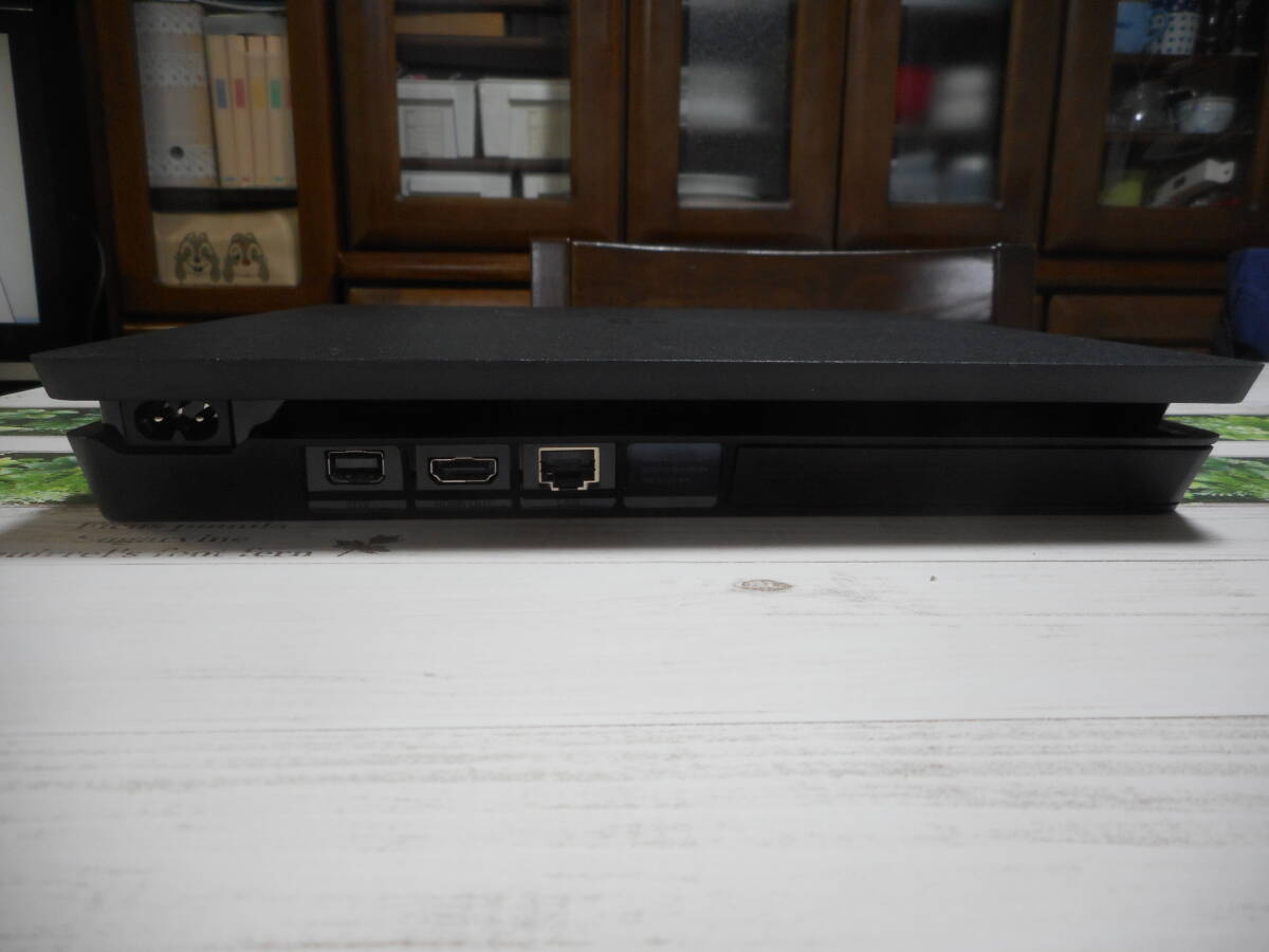 ☆中古品☆◎〇Made in Japan/日本製〇プレイステーション4 ☆中古品☆◎〇Made in Japan/日本製〇プレイステーション4
