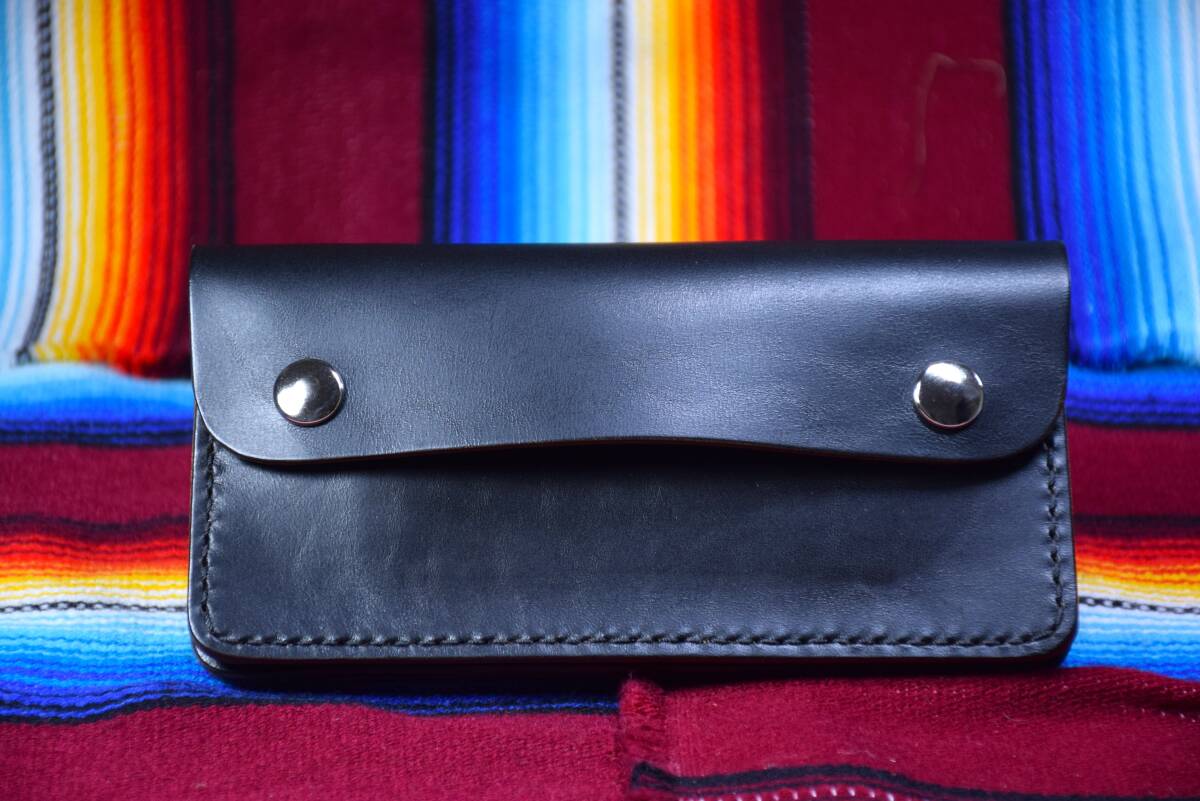 Leather works トラッカーウォレット ホースバット 馬革 黒 茶芯 Leather works トラッカーウォレット ホースバット 馬革 黒 茶芯