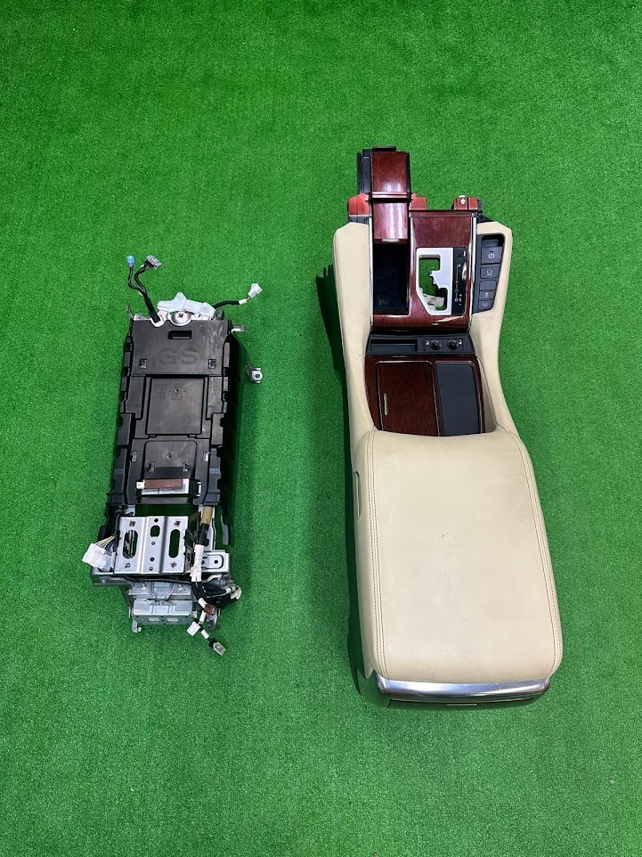 アルファード　ヴェルファイア　後期　純正　大型　コンソール ボックス　ベージュ ステー付き 2点 美品 置くだけ充電　AYH30/AGH30/GGH30