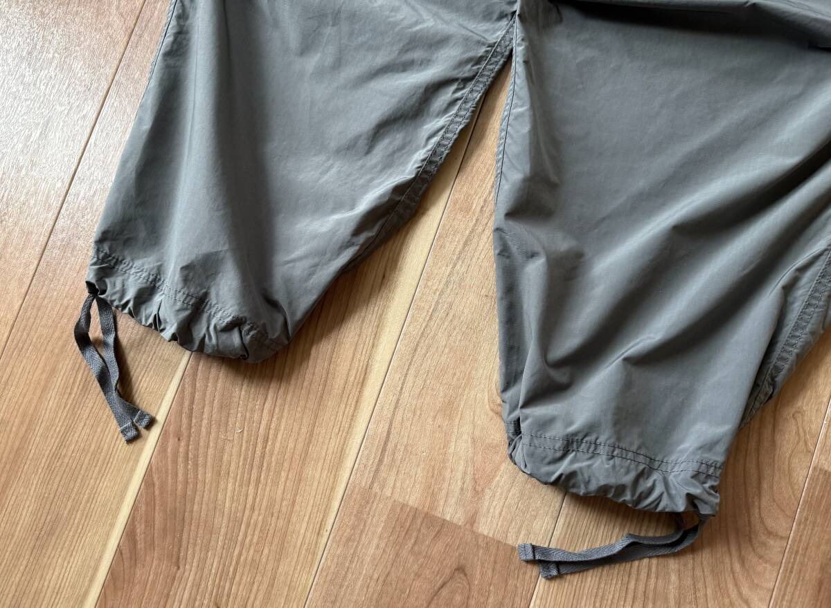 and wander / водоотталкивающий "губа" материалы oversized cargo pants / gray / size M / and wonder широкий Silhouette cargo милитари брюки 