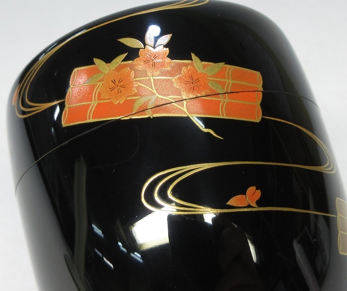 G3752】茶道具 塗師 嘉祥 花筏蒔絵 中棗 共箱 即決 送料込み G3752】茶道具 塗師 嘉祥 花筏蒔絵 中棗 共箱 即決 送料込み