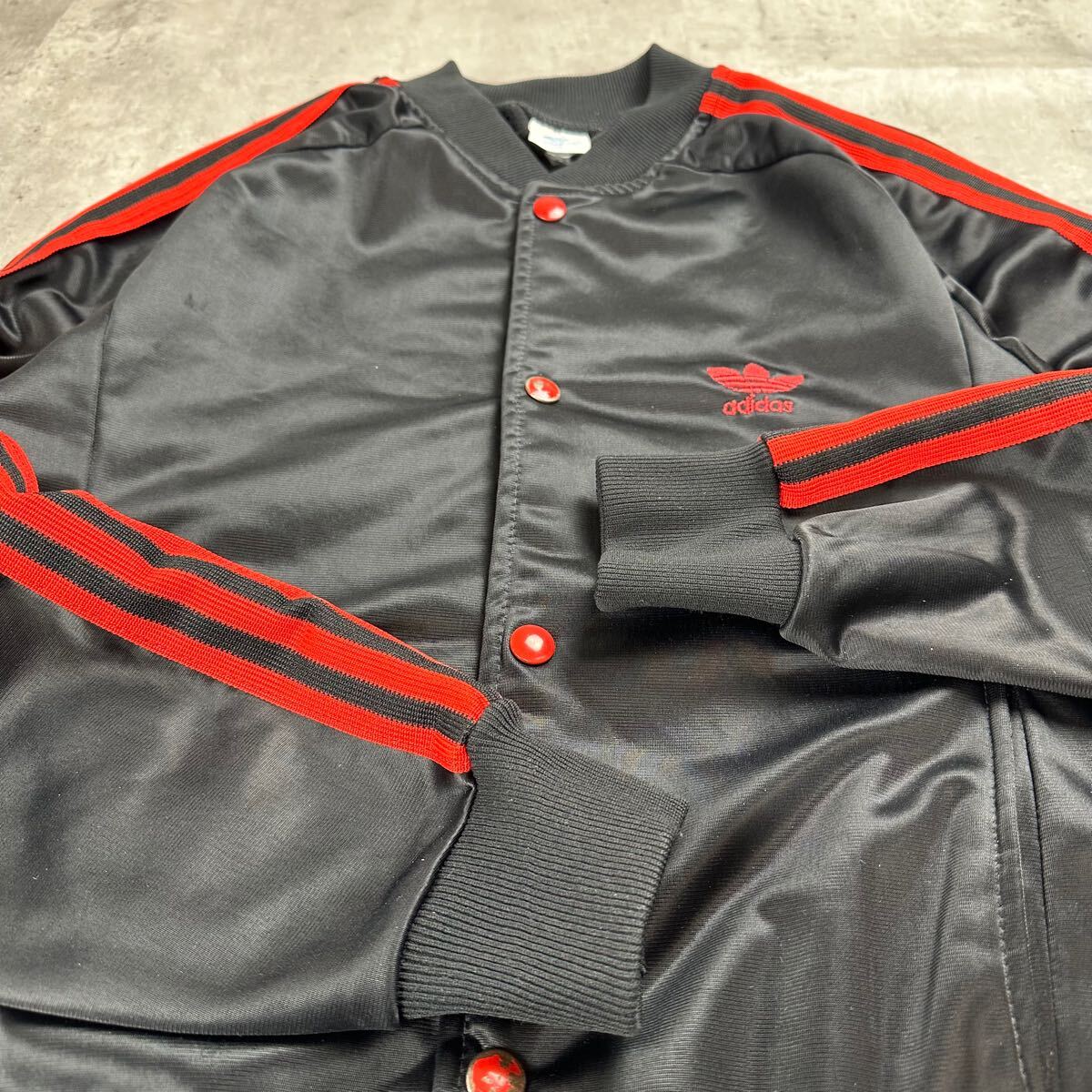 USA製 アディダス トラックジャケット 黒赤 70s USA古着 2132 USA製 アディダス トラックジャケット 黒赤 70s USA古着 2132