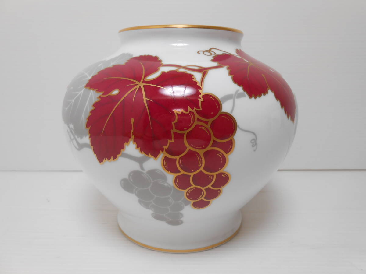 西∞C6 大倉陶園 OKURA 金彩 金縁 葡萄紋 ぶどう柄 花瓶【底面に