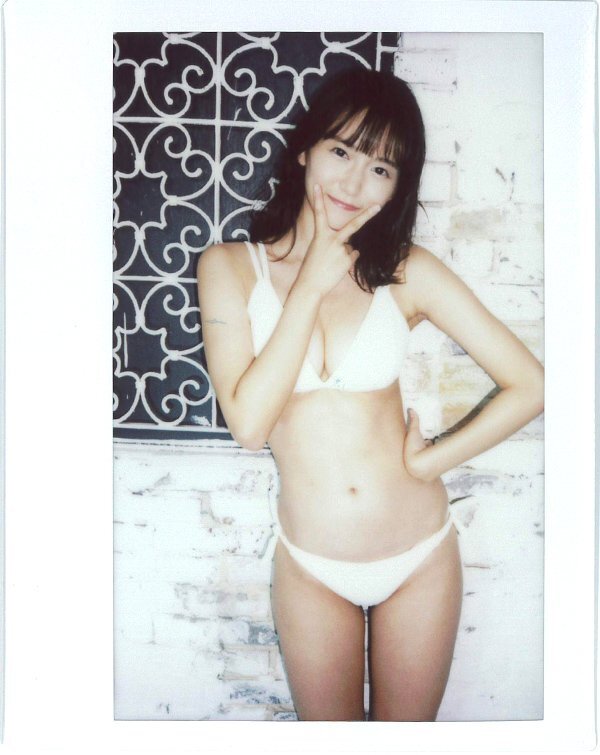 Hit's ヒッツ　紗綾　直筆サインワイドチェキ　花柄ビキニ Hit's ヒッツ 紗綾 直筆サインワイドチェキ 花柄ビキニ 2025年