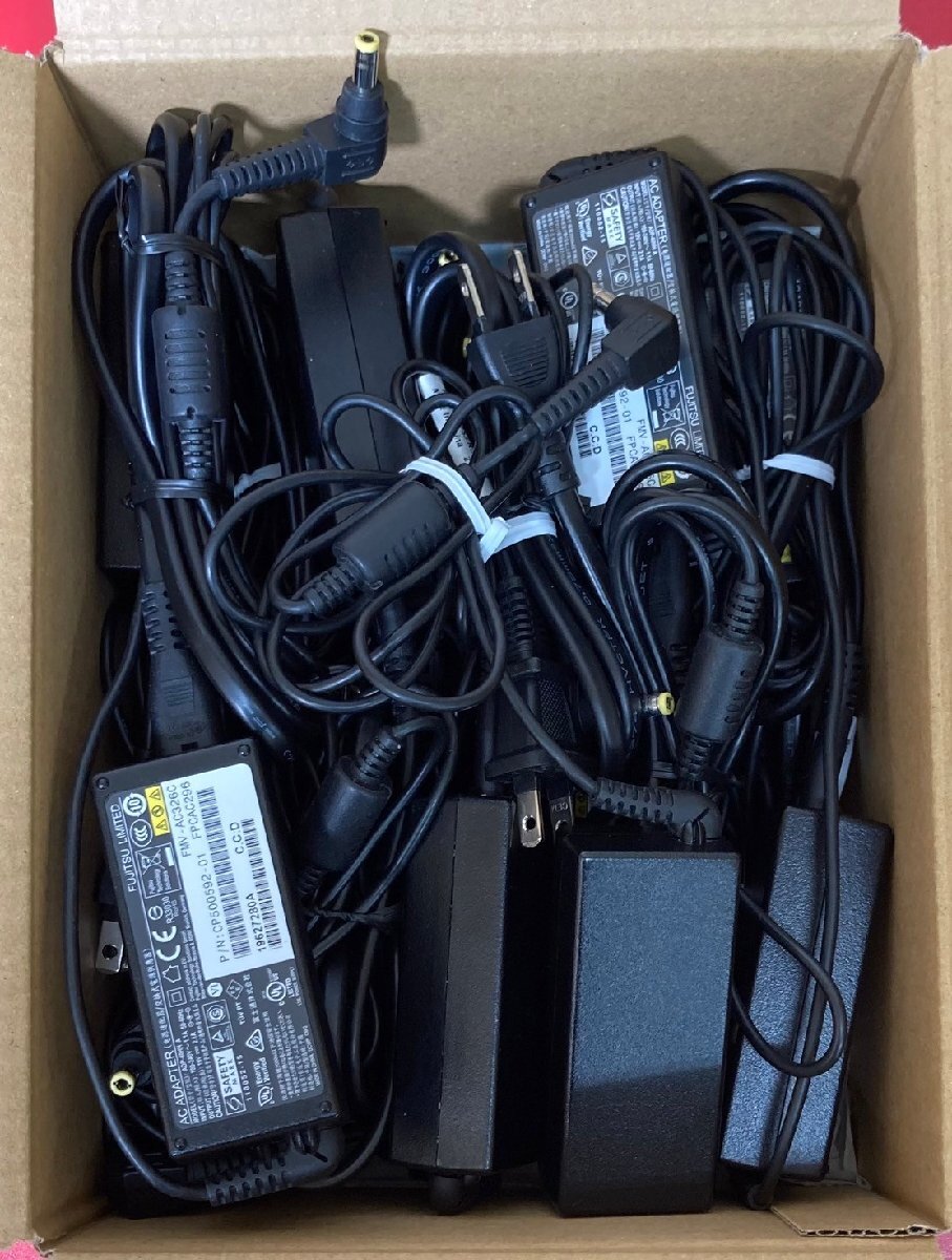 1円～　富士通　FUJITSU　純正　ACアダプタ　40W　19V-2.1A　ADP-40HH A 等　同型　11点　約2.4kg　まとめ売り　現状品　(動作未確認)