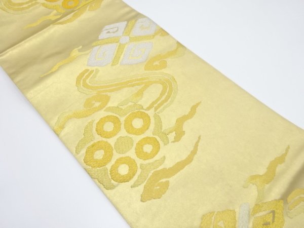 ys7163684; 宗sou 未使用品　仙福屋宗介謹製　流水に菱・花模様織り出し袋帯【着】