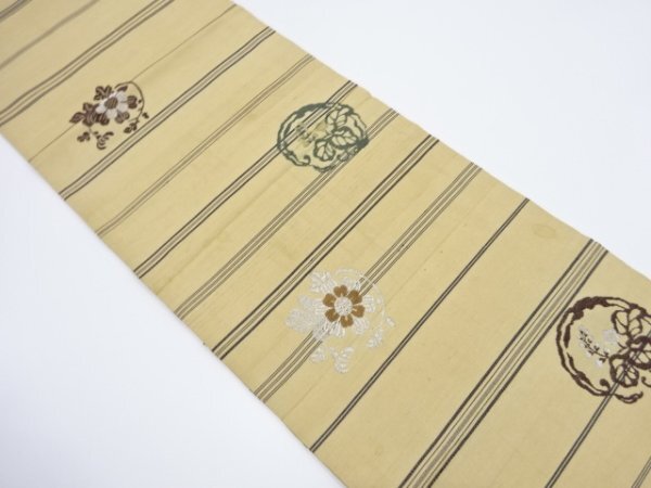 ys7164891; 宗sou 横段に菊・桐模様織り出し丸帯（材料）【アンティーク】【着】