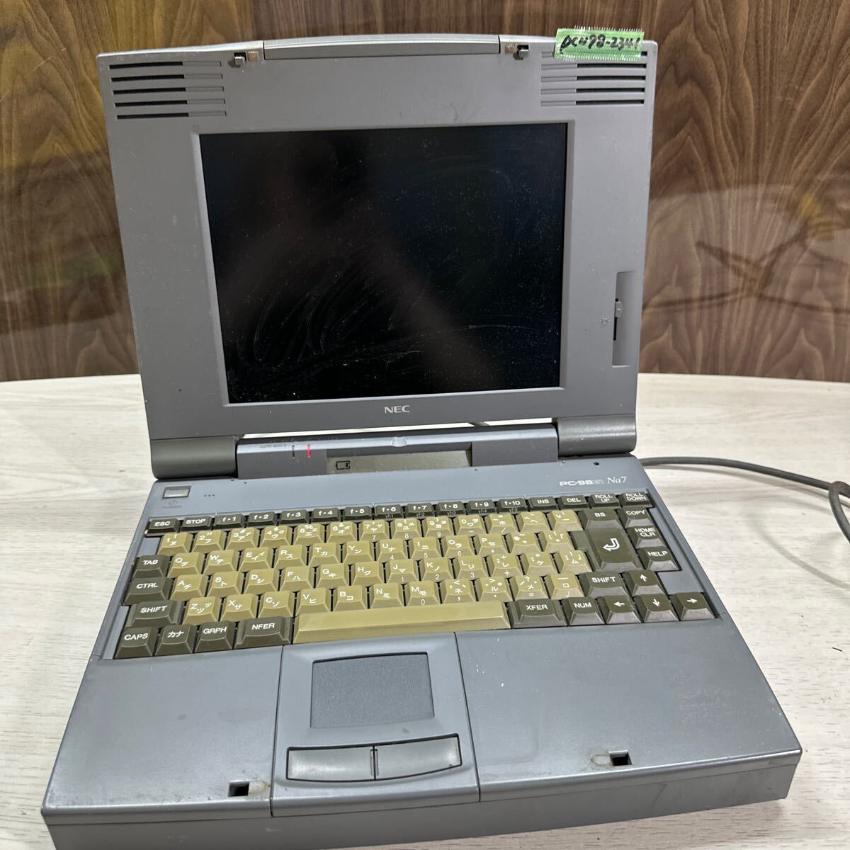 PCN98-2341 激安 PC98 ノートブック NEC PC-9821Na7/HC7 通電のみ確認済み ジャンク 同梱可能