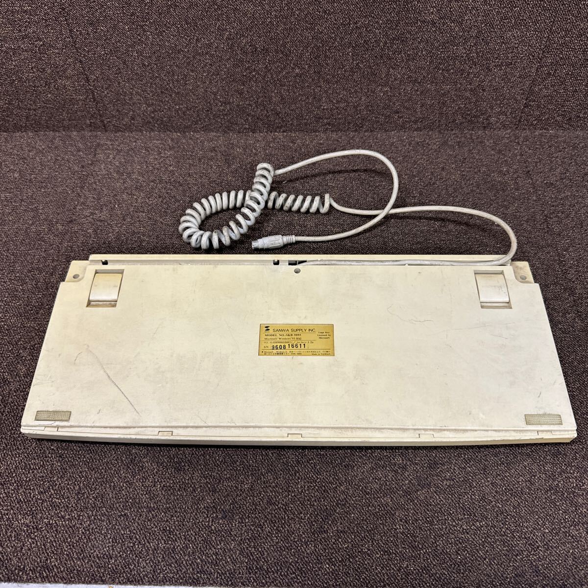 MYM-1386 супер-скидка retro клавиатура SANWA SUPPLY INC. SKB-9895 работоспособность не проверялась Junk 