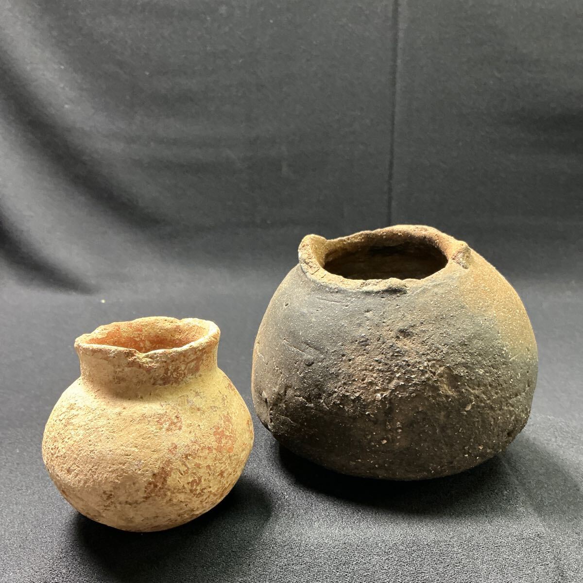 宋代 官窯 陶磁器 粉青釉弦紋小瓶【仁】染付 置物擺件 古賞物 宋代 官窯 陶磁器 粉青釉弦紋小瓶【仁】染付 置物擺件 古賞物
